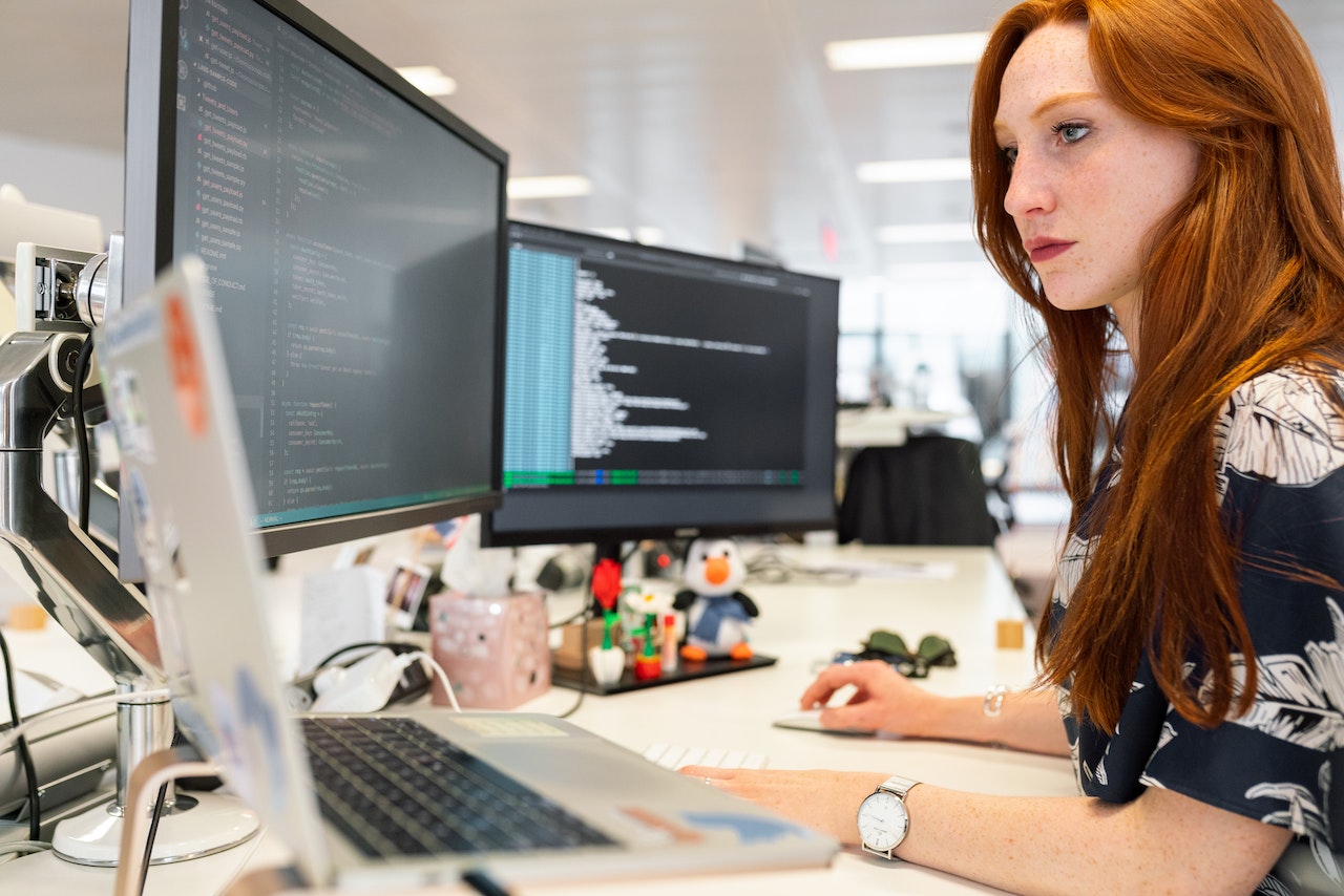 Exploring the World of Python Development: Advantages, Getting Started ...