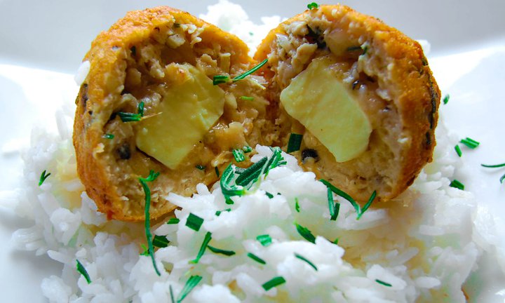 Bebola Ayam Keju (Cheesy Chicken Ball) ~ Q-riuz