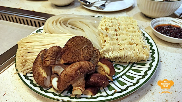 Steamboat  Selection - Mushroom & Noodles