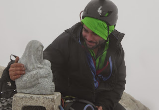 Fernando Calvo Guia de alta montaña UIAGM escaladas al naranjo Picu urriellu amistad con el diablo