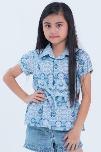 20 Model  Baju  Batik  Anak  Perempuan Kreasi Baru Dengan 