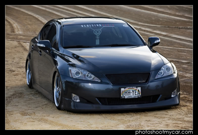 Magnificent Lexus IS250 that loves the ground