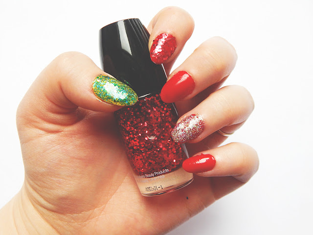 Christmas Nails || Blogmas 