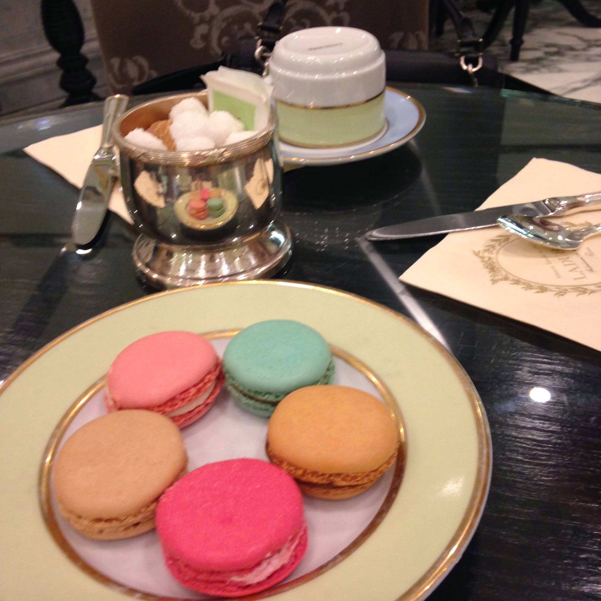 Audrey Hepburn & Laduree 