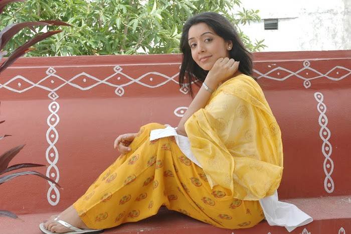 krithika krishna new , krithika krishna beautiful from cheta venna mudda movie actress pics