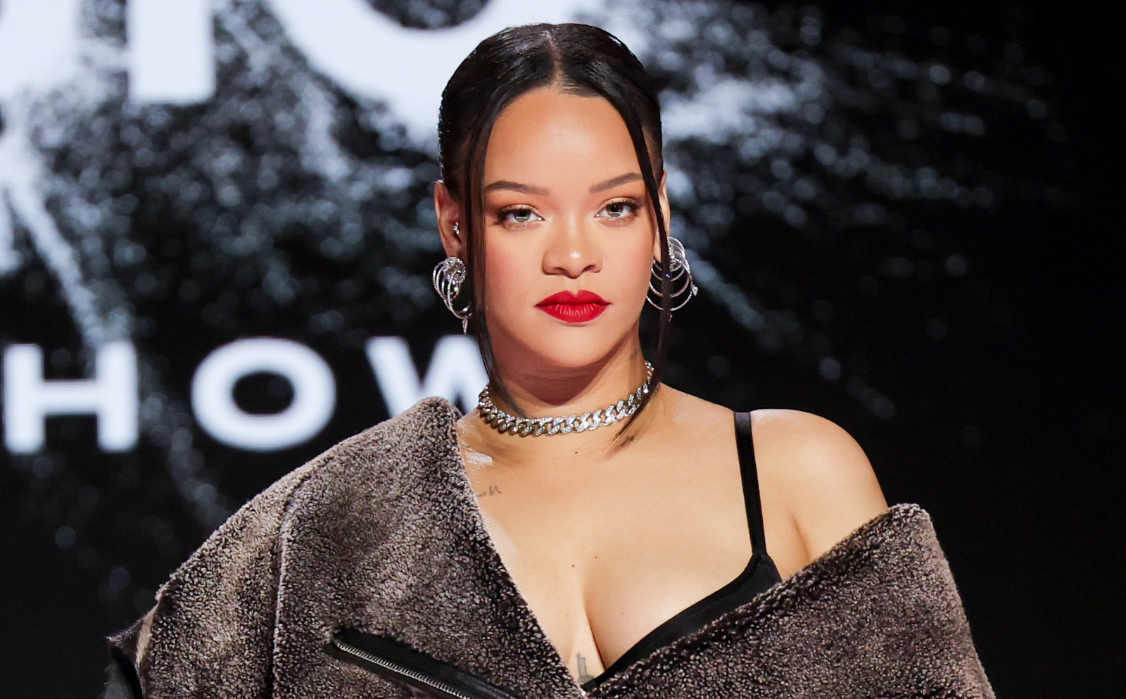 Rihanna, Barbadian singer, Businesswoman, Dancer, Singer, Actress, Celebrity, Famous.