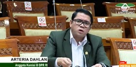 Arteria Dahlan Ingatkan Kapolri Soal Kebakaran Kejaksaan Agung: Hati-hati Pak, Sensitif Arteria Dahlan Ingatkan Kapolri Soal Kebakaran Kejaksaan Agung: Hati-hati Pak, Sensitif