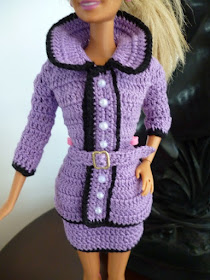 Crochê Para Barbie  Casaco Clássico Versão Lilás e Preto 2  Por Pecunia MillioM