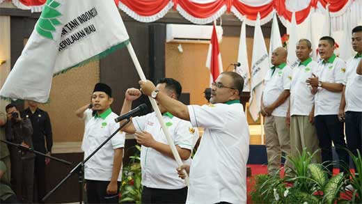 Aunur Rafiq dilantik sebagai Ketua DPD HKTI Kepulauan Riau