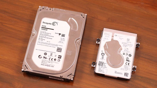 Gambar Perbandingan HDD 2,5 Dan HDD 3,5