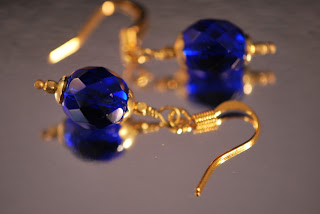 https://www.etsy.com/se-en/listing/454370378/electric-blue-cobolt-blue-dangle?ref=shop_home_feat_2