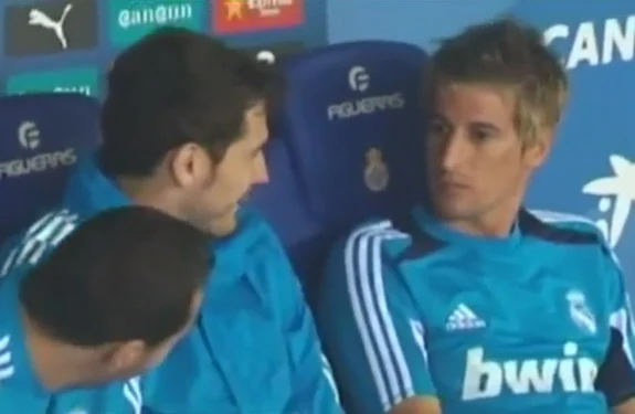 Karim Benzema and Iker Casillas are seen laughing at Real Madrid teammate Fábio Coentrão