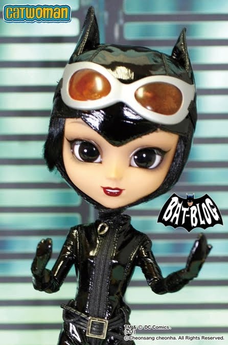 NEW BATMAN COLLECTIBLES Wonderful BATGIRL and CATWOMAN PULLIP DOLLS From 