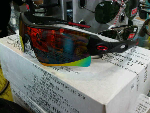 ALL STAR Store: KACAMATA OAKLEY MAGNUM