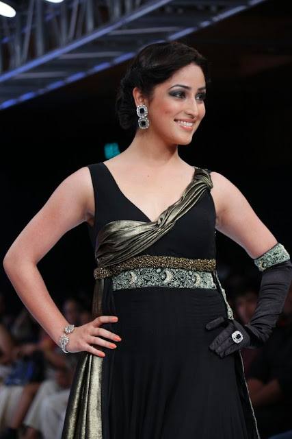 YamiGautam hot vedios