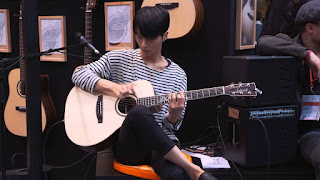 https://tatangtrik-asoy.blogspot.com/2018/03/gitar-fingerstyle-adalah-teknik-bermain.html