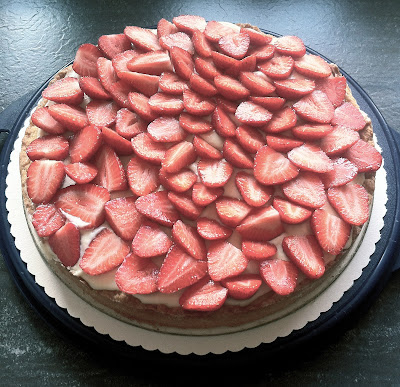 Marzipan Erdbeer Torte 