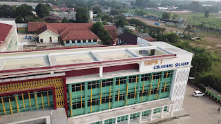 SMPN 1 Cikarang Selatan salah satu sekolah favorit anak dan orang tua , sekolah bagus , prestasi bagus