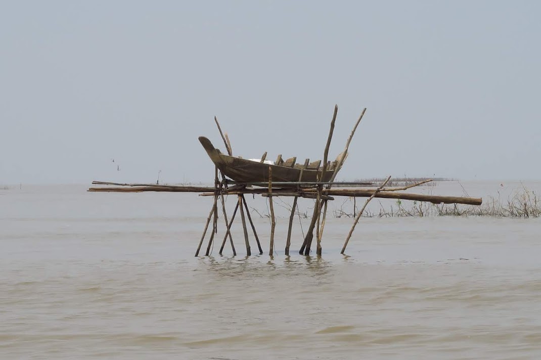 boat on stilts