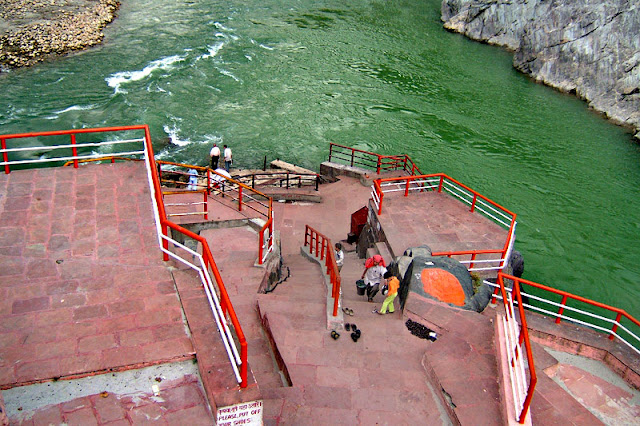 DEVPRAYAG-DEVPRAYAG SANGAM-DEVPRAYAG TEMPLE- DEVPRAYAG RIVER-UTTRAKHAND-INDIA TRAVEL