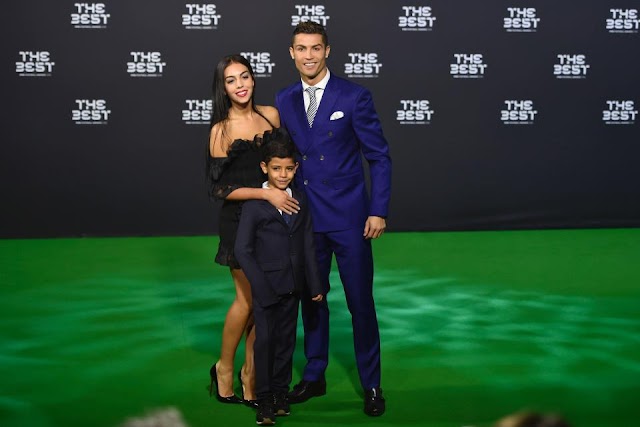 Cristiano Ronaldo anataraji kupata mapacha wawili hivi karibuni