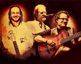 Luis Eduardo Aute, Fernando Delgadillo y Alejandro Filio en Concierto