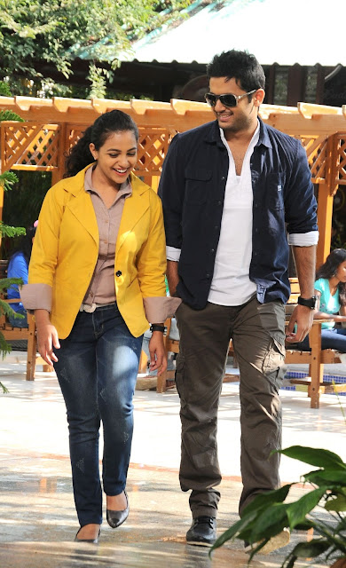 Gunde Jaari Gallanthayyinde Stills