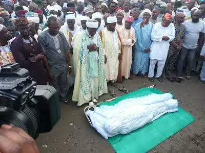 Gov Aregbesola’s mother laid to rest in Ilesha (PHOTOS)