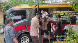 Polda Banten Salurkan Bantuan Kepada Korban Bencana Banjir di Kota Serang