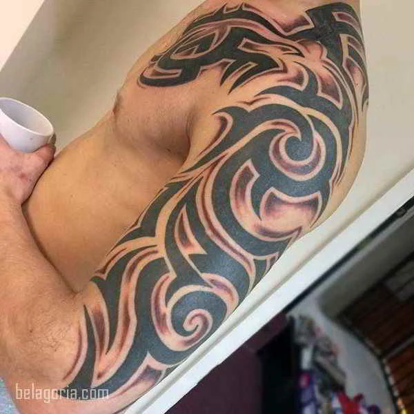 Imagen de un Tatuaje tribal para hombre