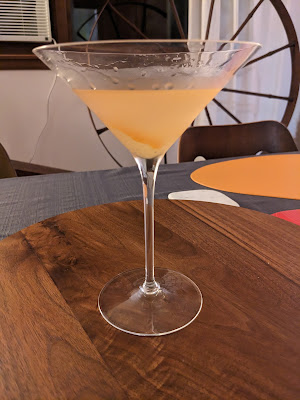 Picture of a cocktail in a martini glass