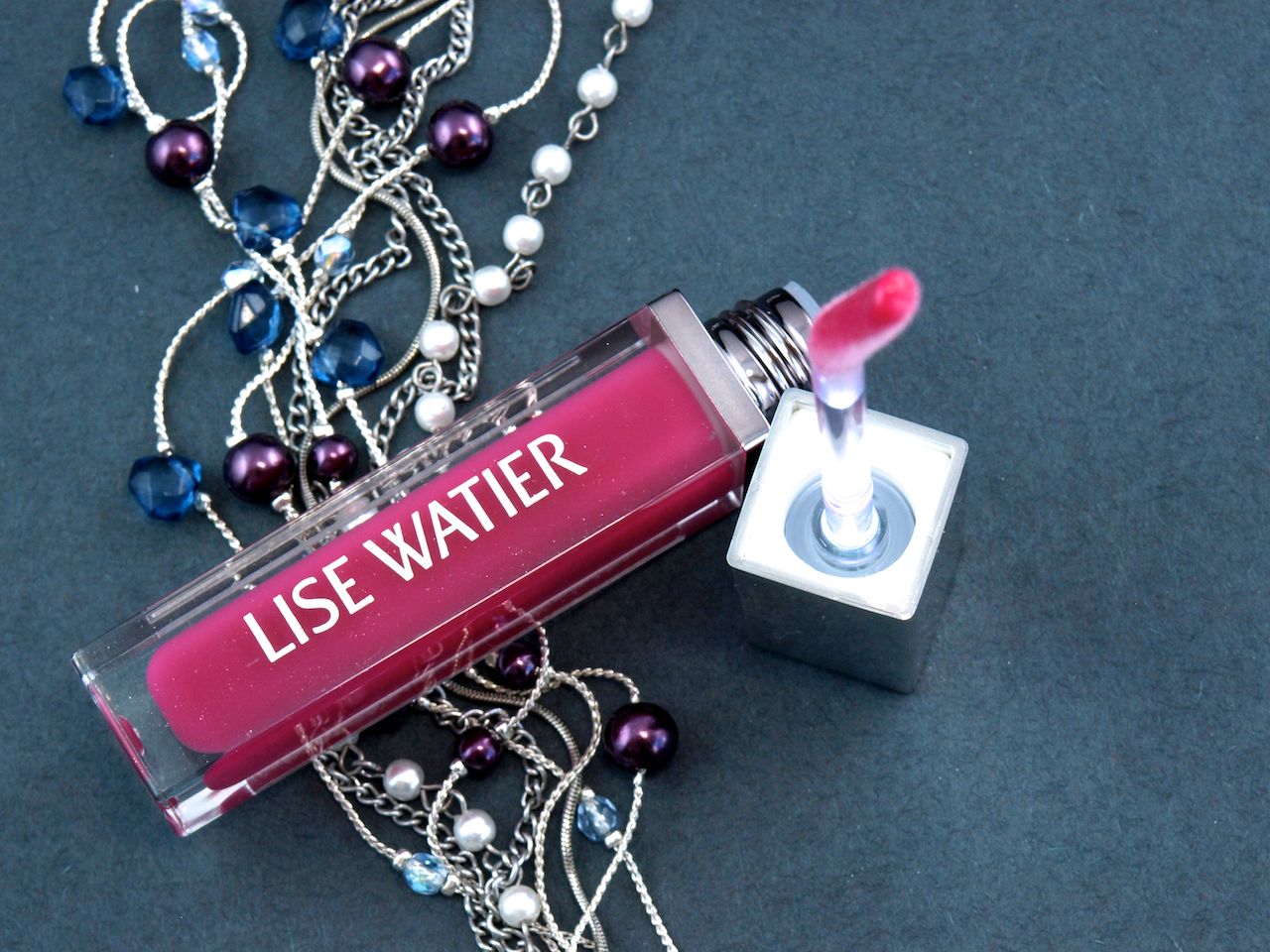 Lise Watier Aurora Winter 2014 Collection: Review and Swatches