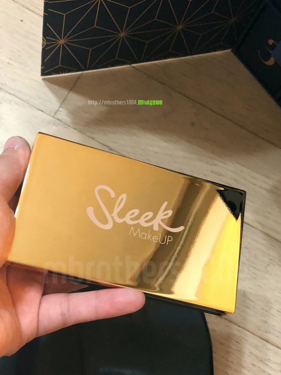 슬릭 케이크업 하이라이팅 팔레트, SLEEK MAKEUP Highlighting Palette Solstice 9g Beauty Awrds2017 Gold Winner, 룩판타스틱직구, 영국직구, 룩판타스틱 어드벤트 2019 캘린더, lookfantastic Advent Calendar 2019, lookfantastic.com