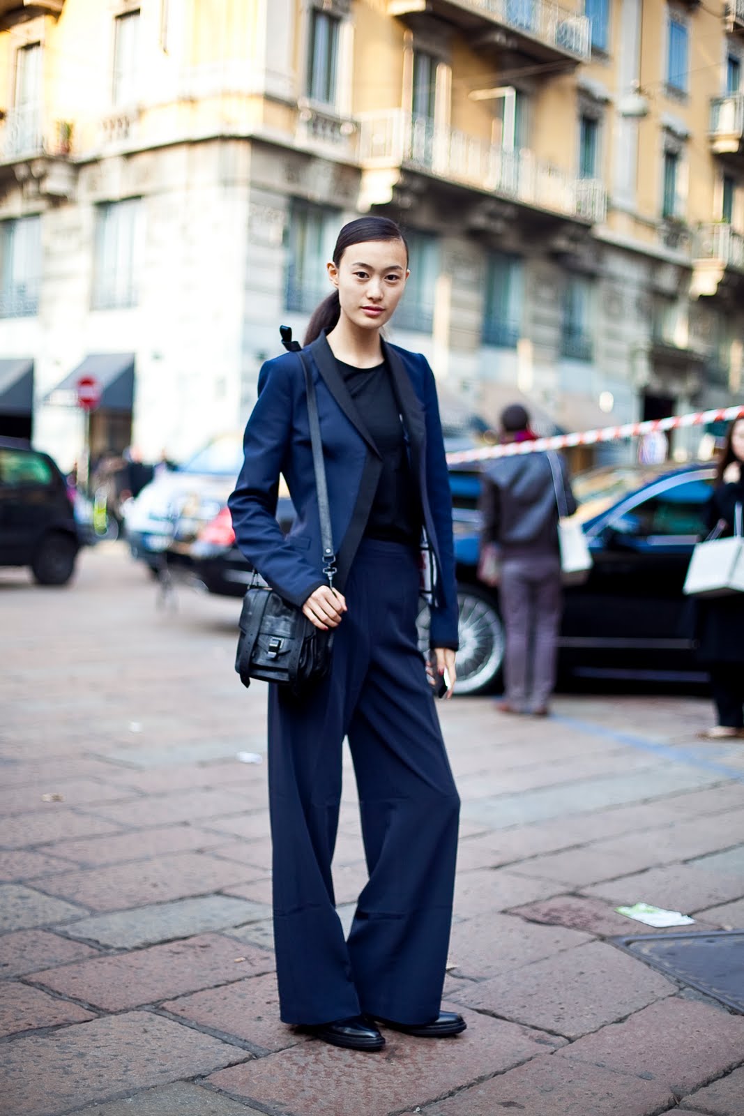 Shu Pei (China): Black and Vibrant Blue