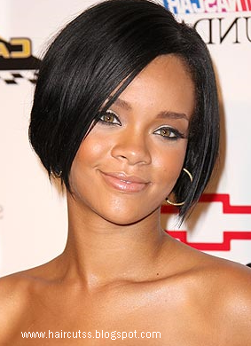 rihanna short hair