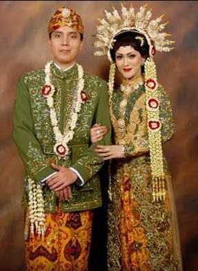 baju pengantin adat jawa pekalongan