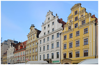 Kamienice i rynek we Wrocławiu