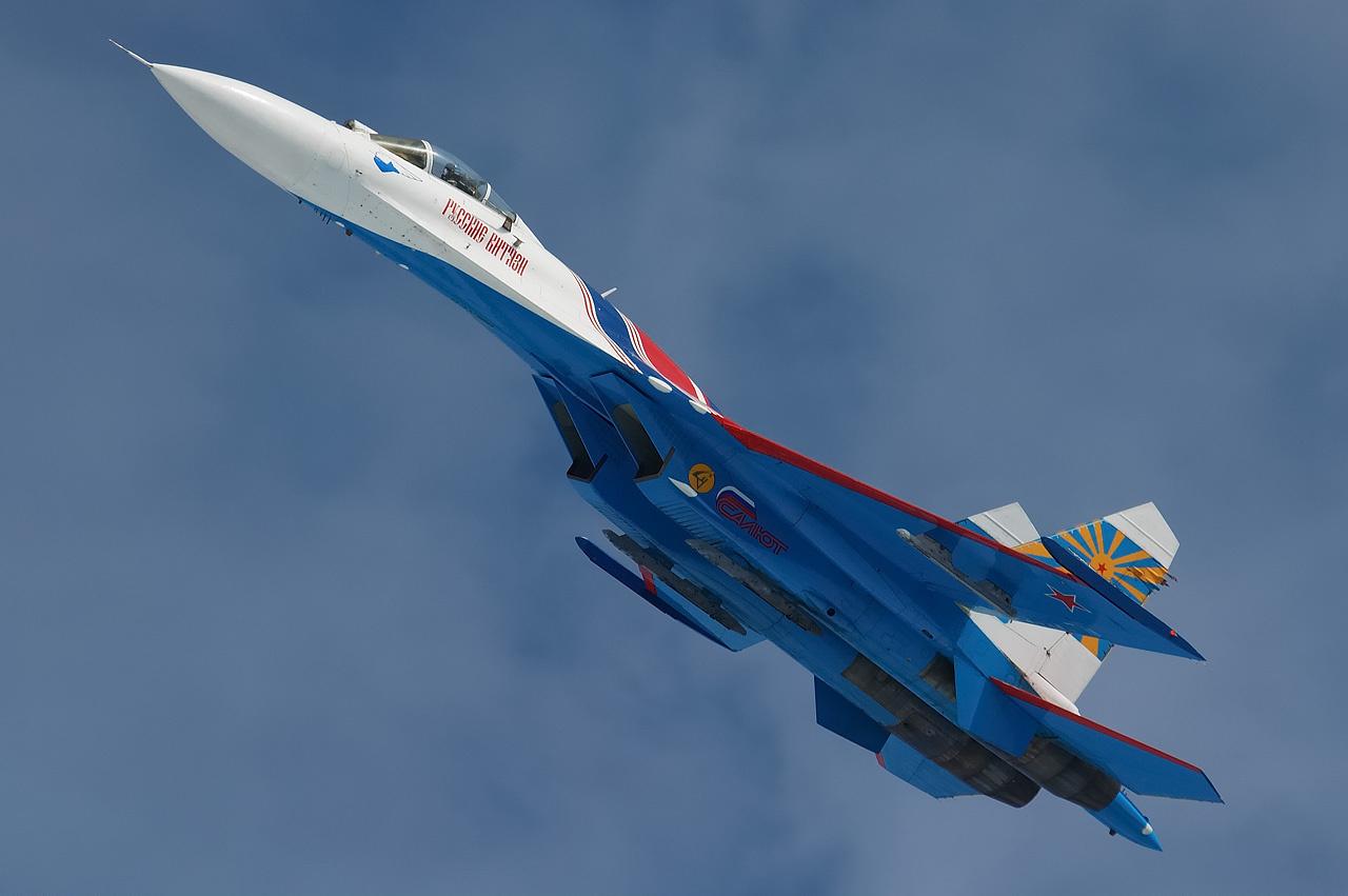 https://blogger.googleusercontent.com/img/b/R29vZ2xl/AVvXsEhd1amDKXOrEj1IQy5_6qlYayE04qlR-AcpHl_e8t2OHhJa0jz5xqIKgQh0LXaDuoCcPy4n2tc3ZgQdmFU73Eu3a0kgsrroiIprDOukzyRysxQjA6YLFodKAUAICIQMtw8ou8ltC8dO0fk/s1600/Sukhoi+Su-27+Flanker+Superiority+Fighter+Jet.jpg