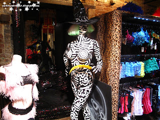 lingerie, cheetah print, bra, panties, underwear, corset, rihanna, rude boy, mannequin, witch hat,