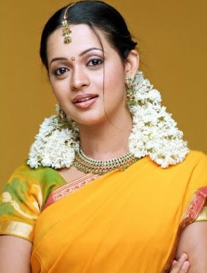 Tamil Actress Wallpapers Photos: Bhavana