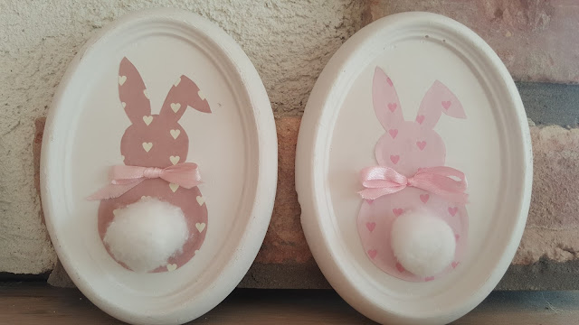 Easter bunnies in a photo frame - Easter decoration