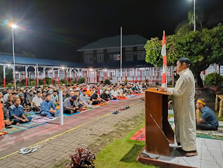 Karutan Kelas IIB Sinjai Laksanaakn Sholat Tarawih Pertama Bersama Warga Binaan