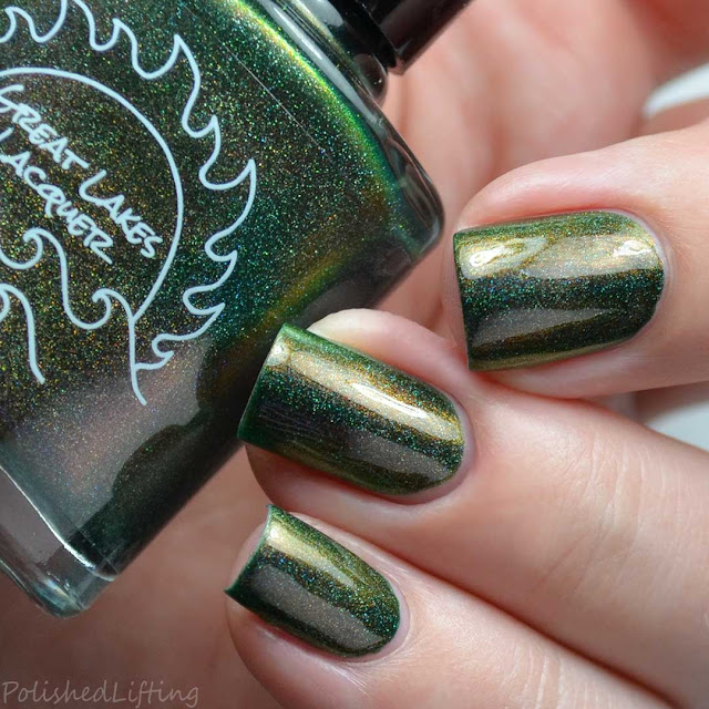 green nail polish