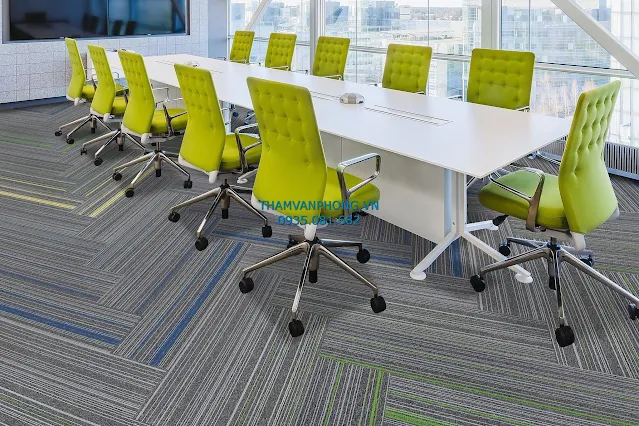 Thảm văn phòng sử dụng thảm tấm dài đan hình xương cá