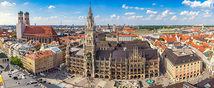 Marienplatz, Alun-alun dengan Sejarah Masa Lalu