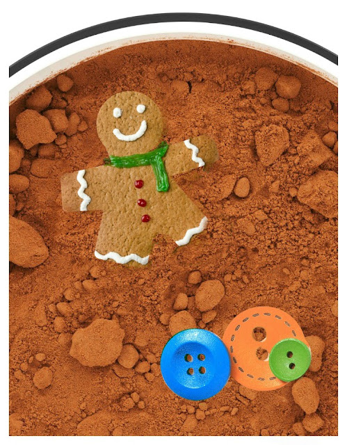 FUN KID PROJECT:  Make gingerbread cloud dough!  Soft & mold-able... it's a must try for kids!  #gingerbreadclouddough #Christmascraftsforkids 