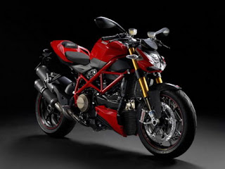 2011 Ducati Streetfighter S