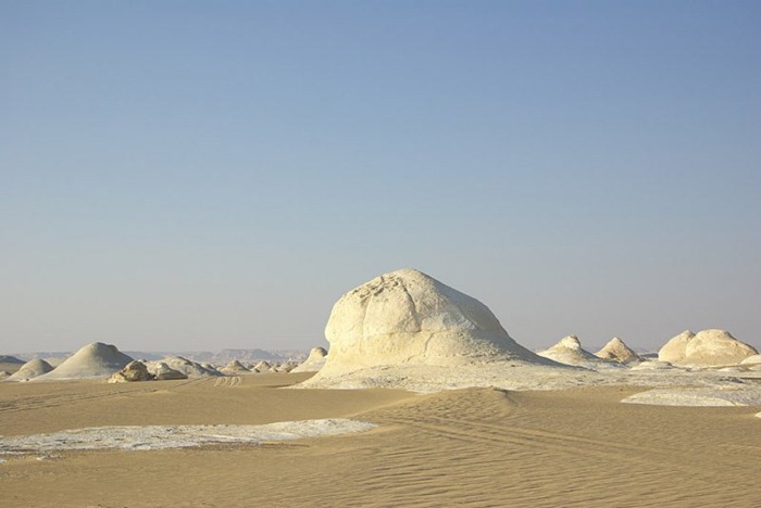 white-desert (6)