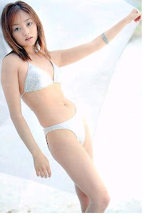 Yumi Adachi bikini