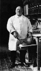 Pastrycook - 1928